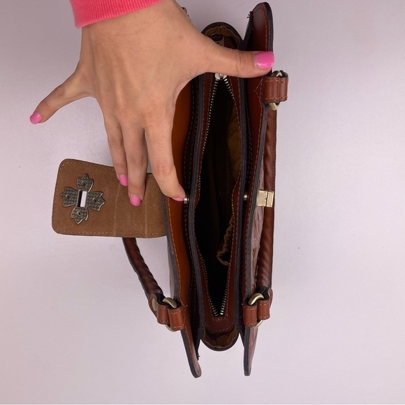 Patricia Nash Rosina Tan Tooled Leather Satchel Bag Floral Cutout Purse NWT - Picture 6 of 9